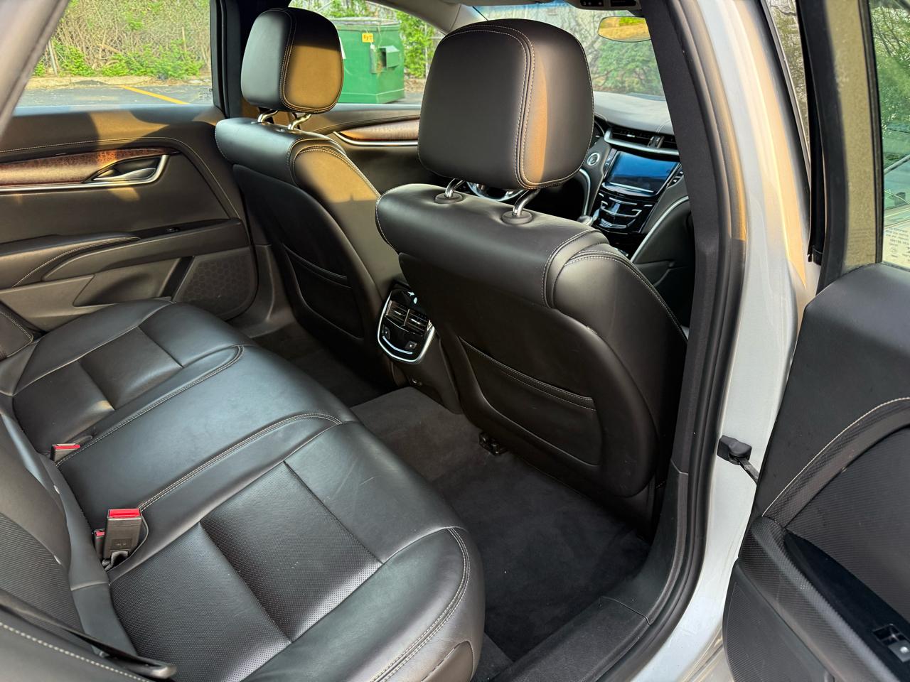 Cadillac XTS Luxury FWD 2019