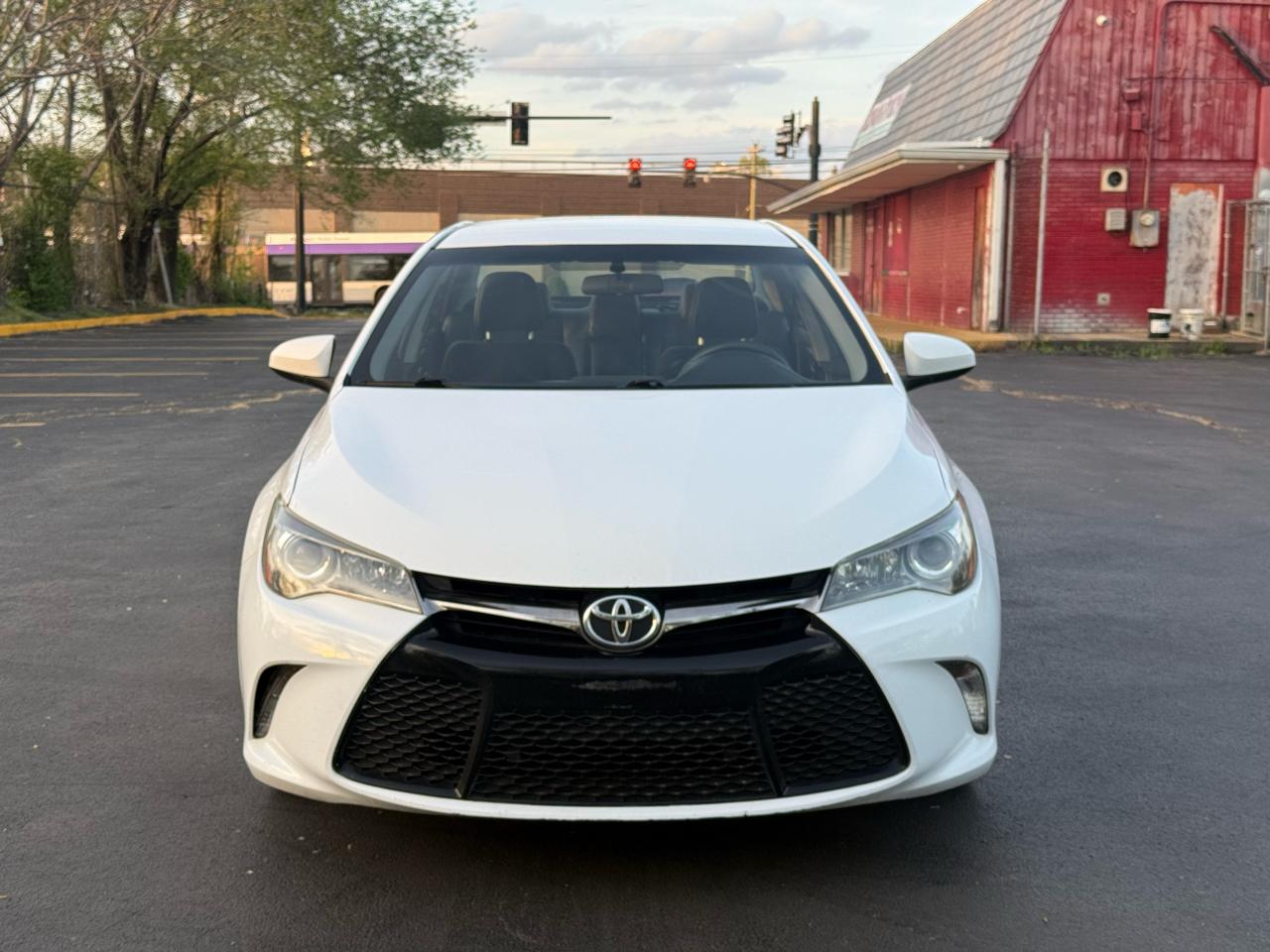 Toyota Camry SE 2017