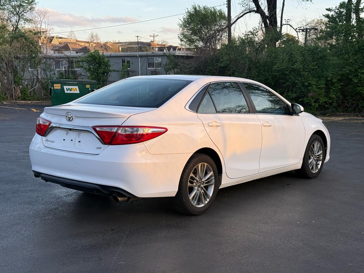 Toyota Camry SE 2017