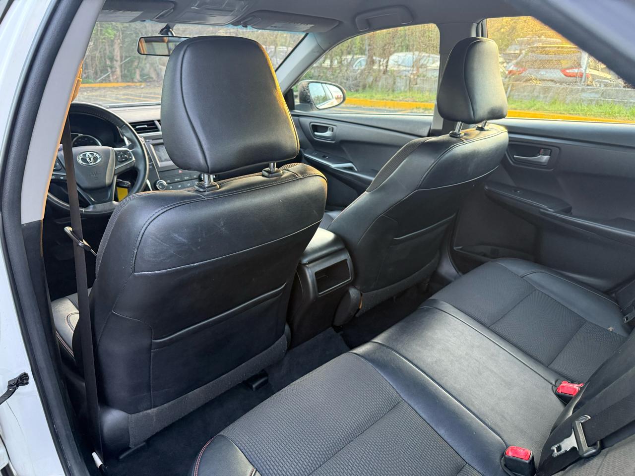 Toyota Camry SE 2017