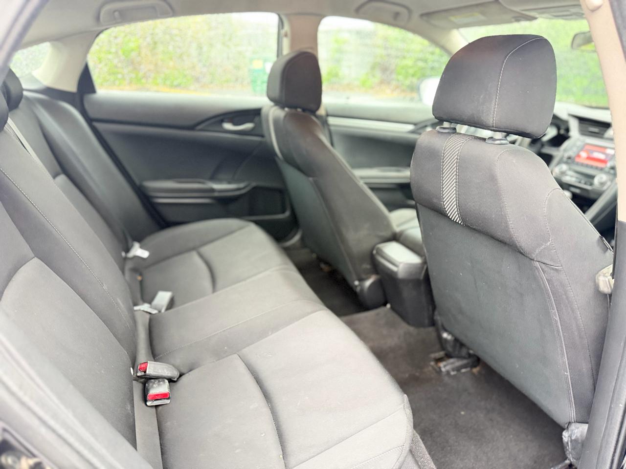 Honda Civic 4dr Sdn LX Auto 2017