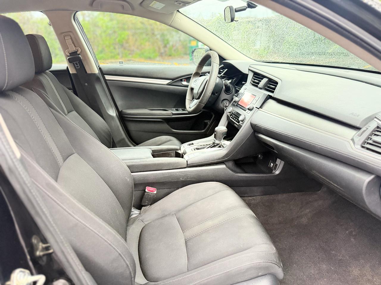 Honda Civic 4dr Sdn LX Auto 2017