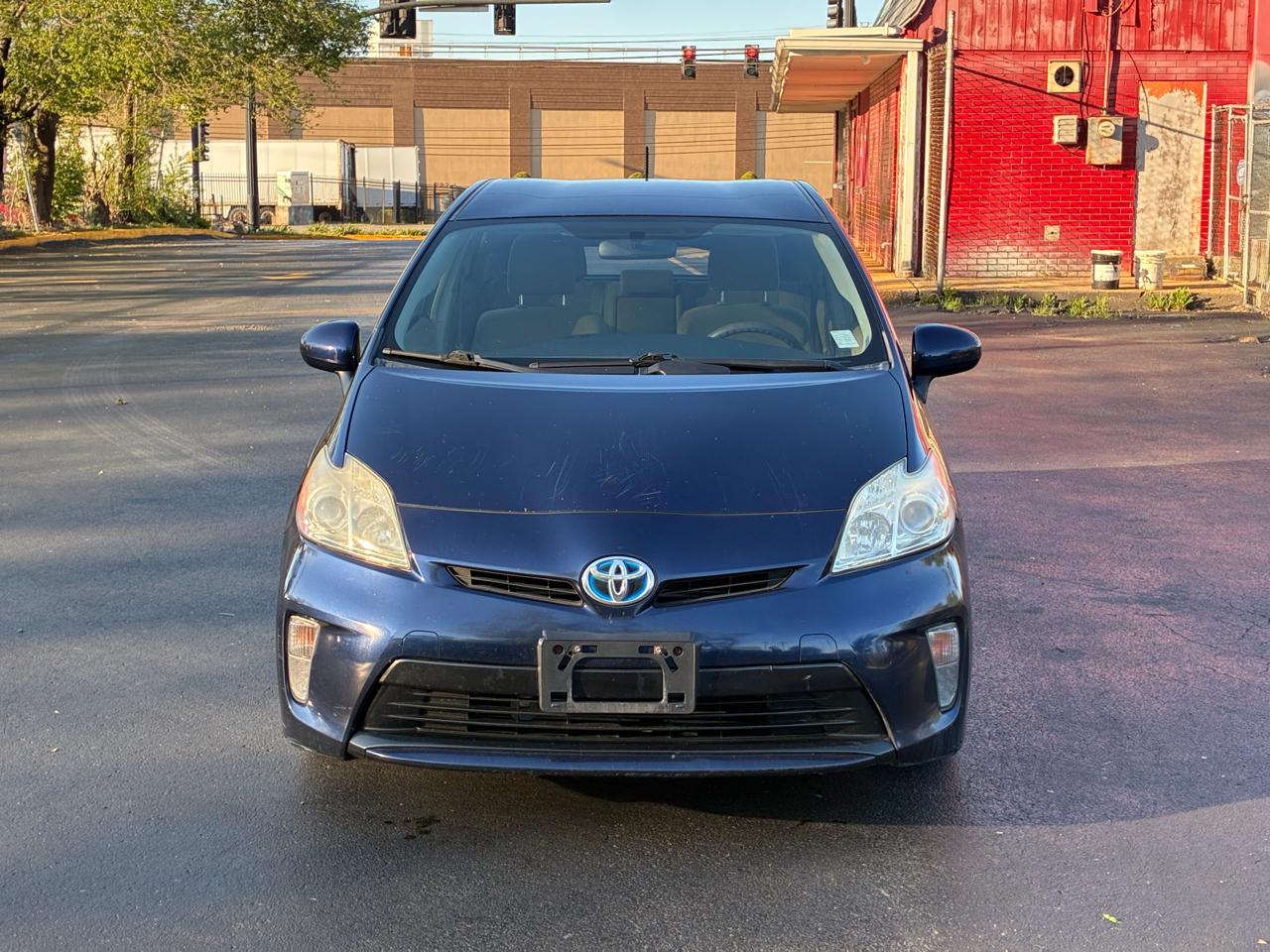 Toyota Prius Two 2014