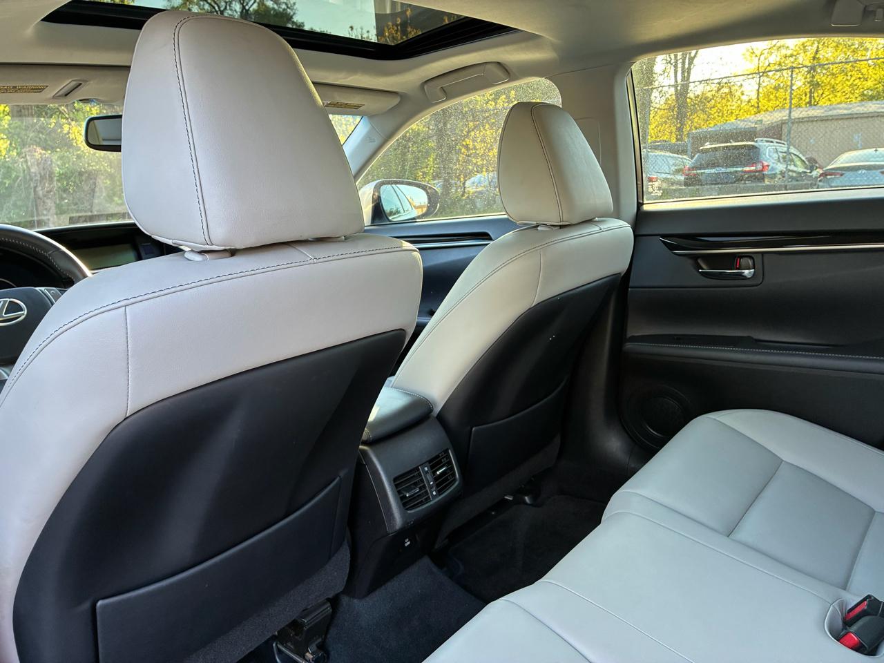 Lexus ES 350 Sedan 2014