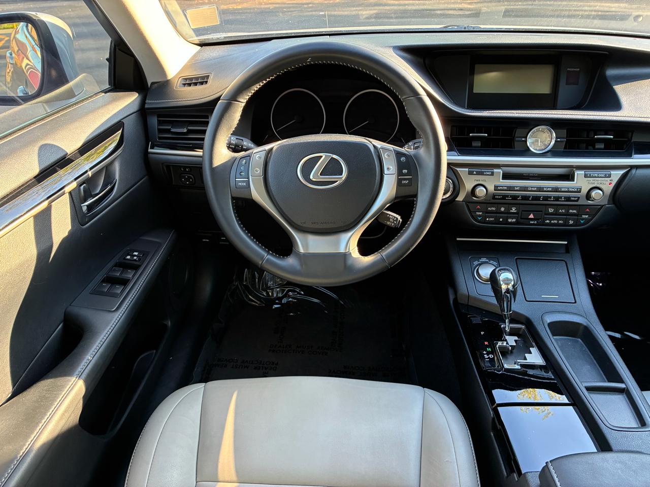 Lexus ES 350 Sedan 2014