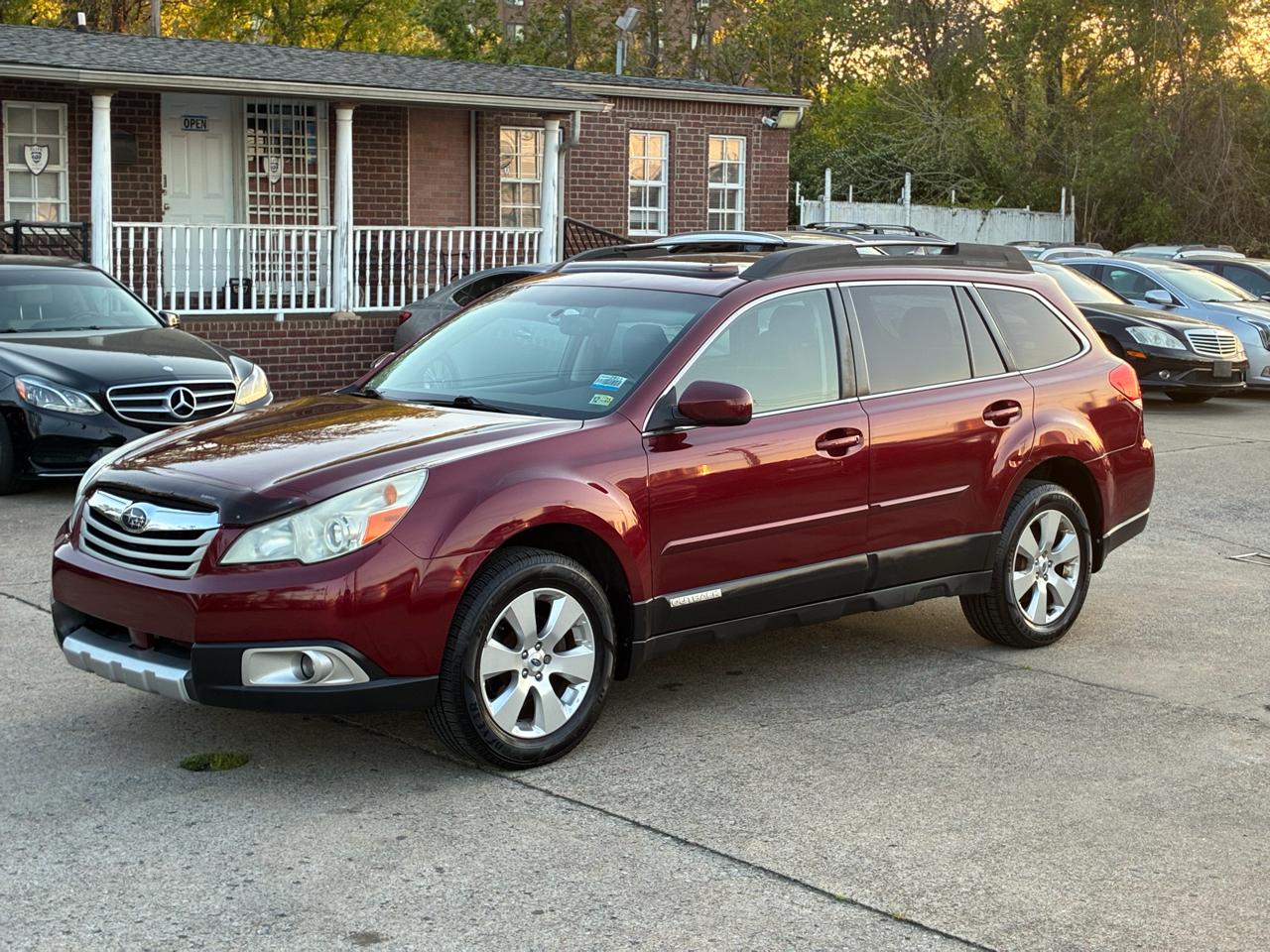 Subaru Outback 2.5i Limited 2012
