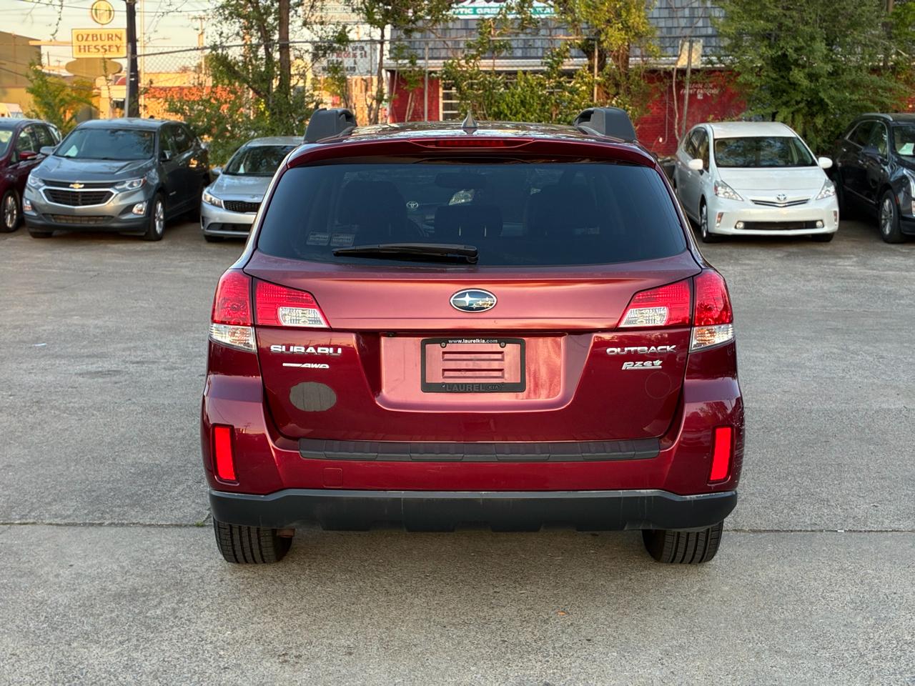 Subaru Outback 2.5i Limited 2012