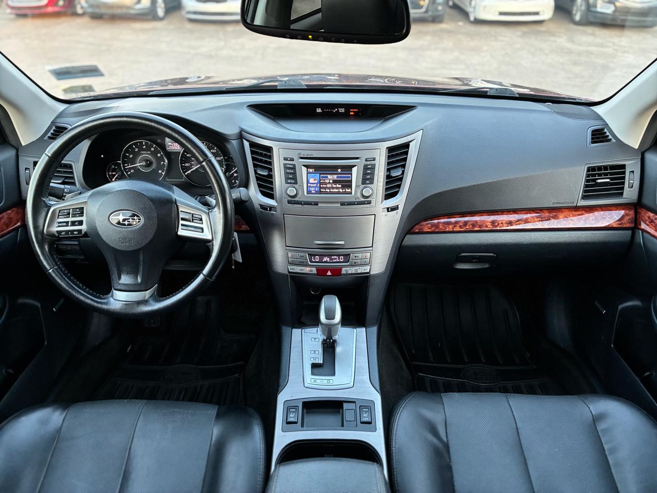 Subaru Outback 2.5i Limited 2012