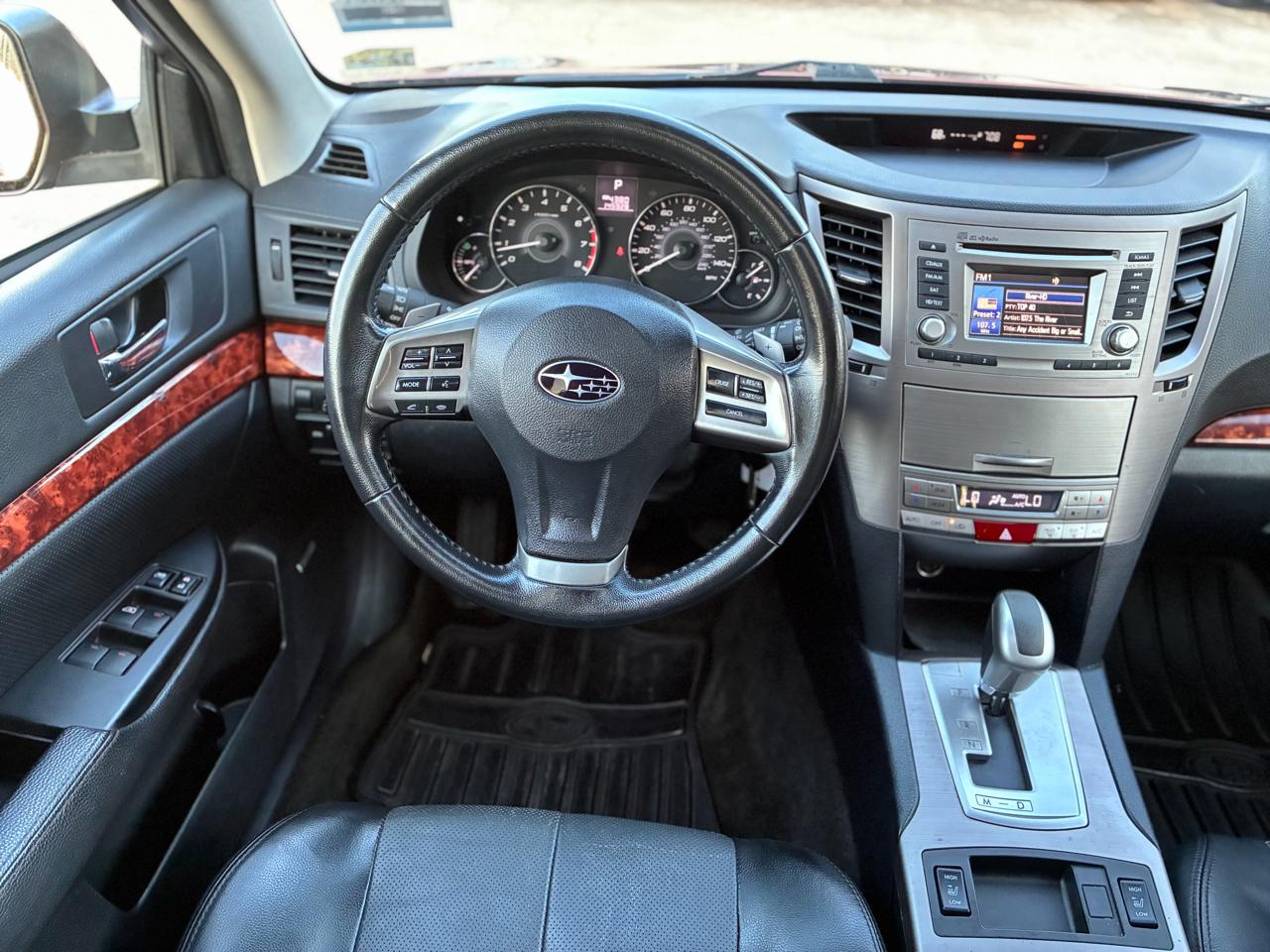 Subaru Outback 2.5i Limited 2012