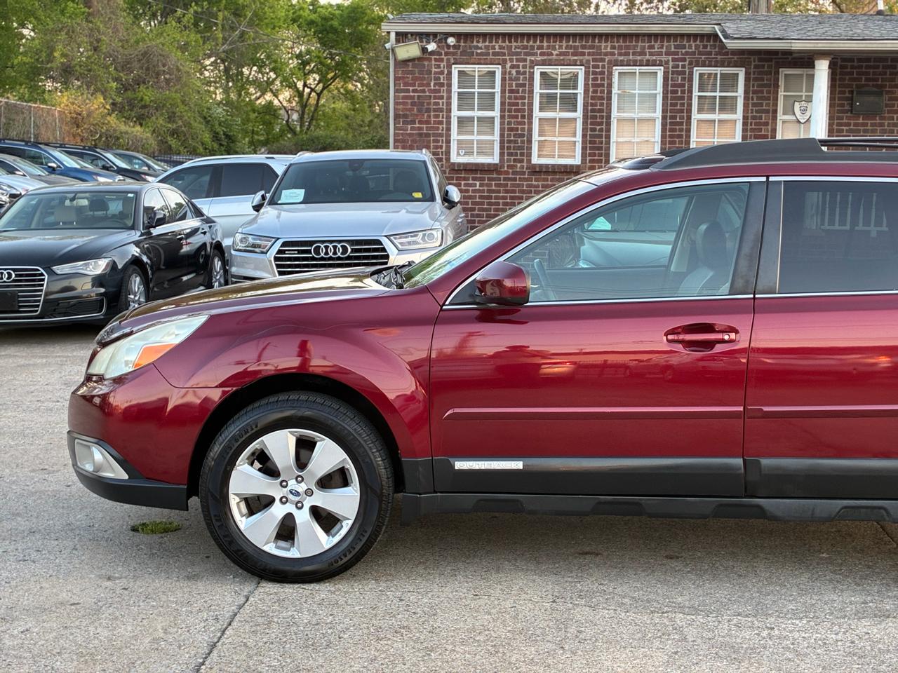Subaru Outback 2.5i Limited 2012
