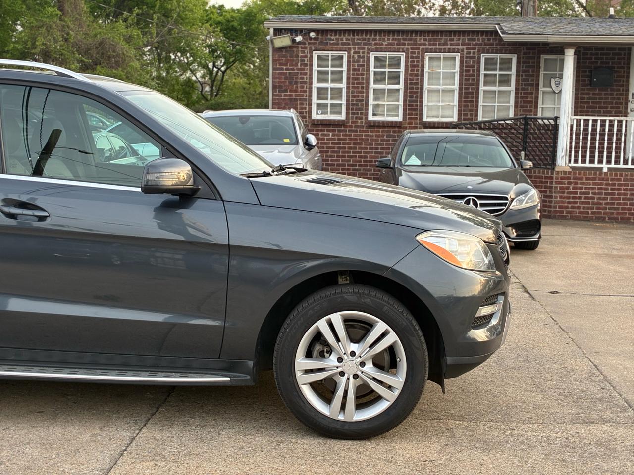 Mercedes-Benz M-Class ML350 4MATIC 2013