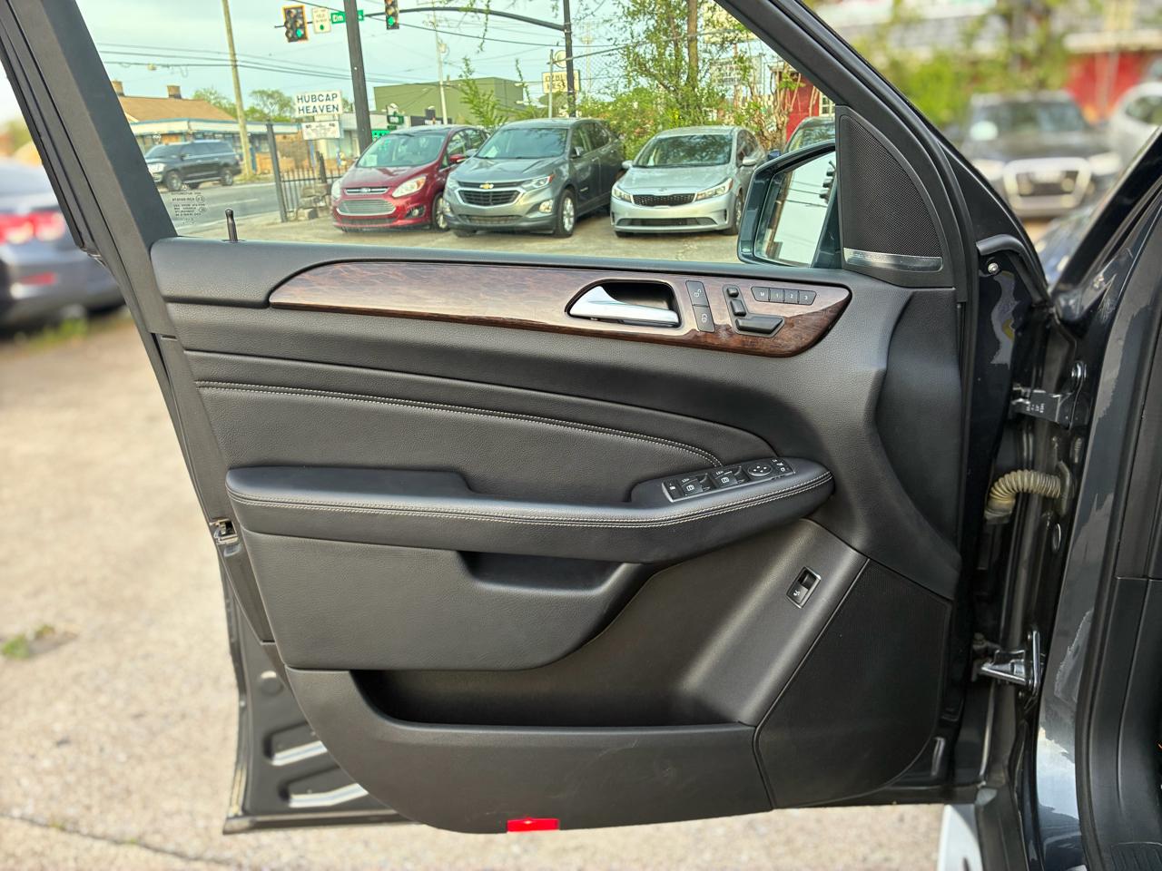 Mercedes-Benz M-Class ML350 4MATIC 2013