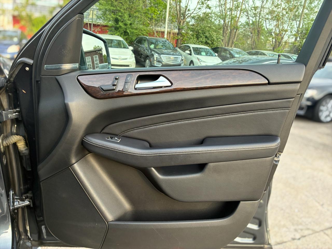 Mercedes-Benz M-Class ML350 4MATIC 2013