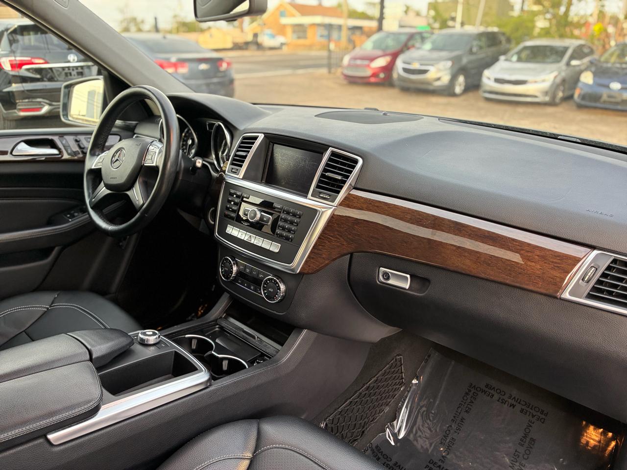 Mercedes-Benz M-Class ML350 4MATIC 2013