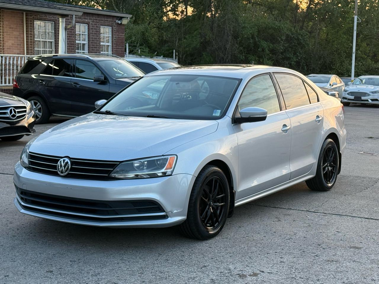 Volkswagen Jetta SE 6A 2015