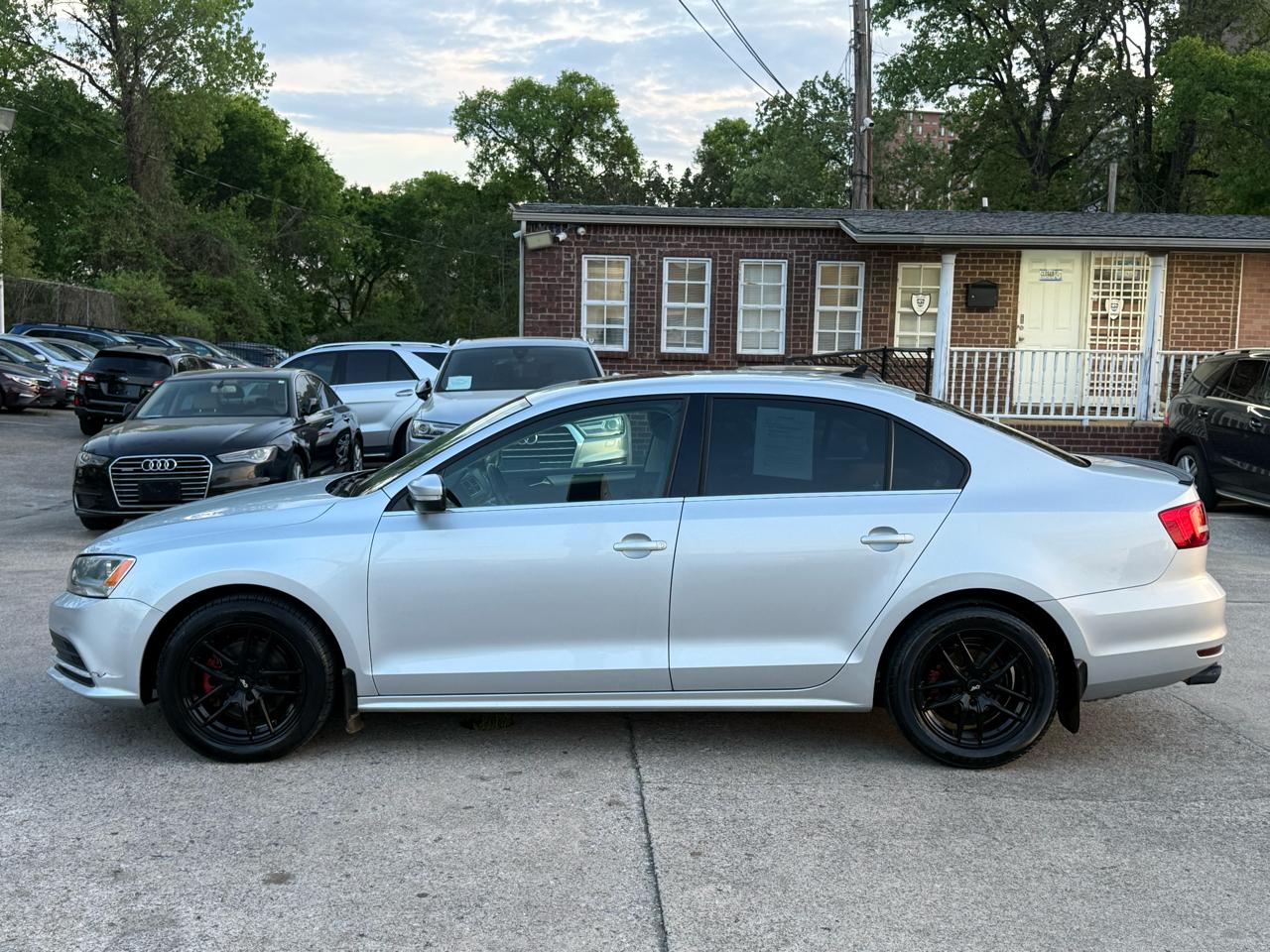 Volkswagen Jetta SE 6A 2015