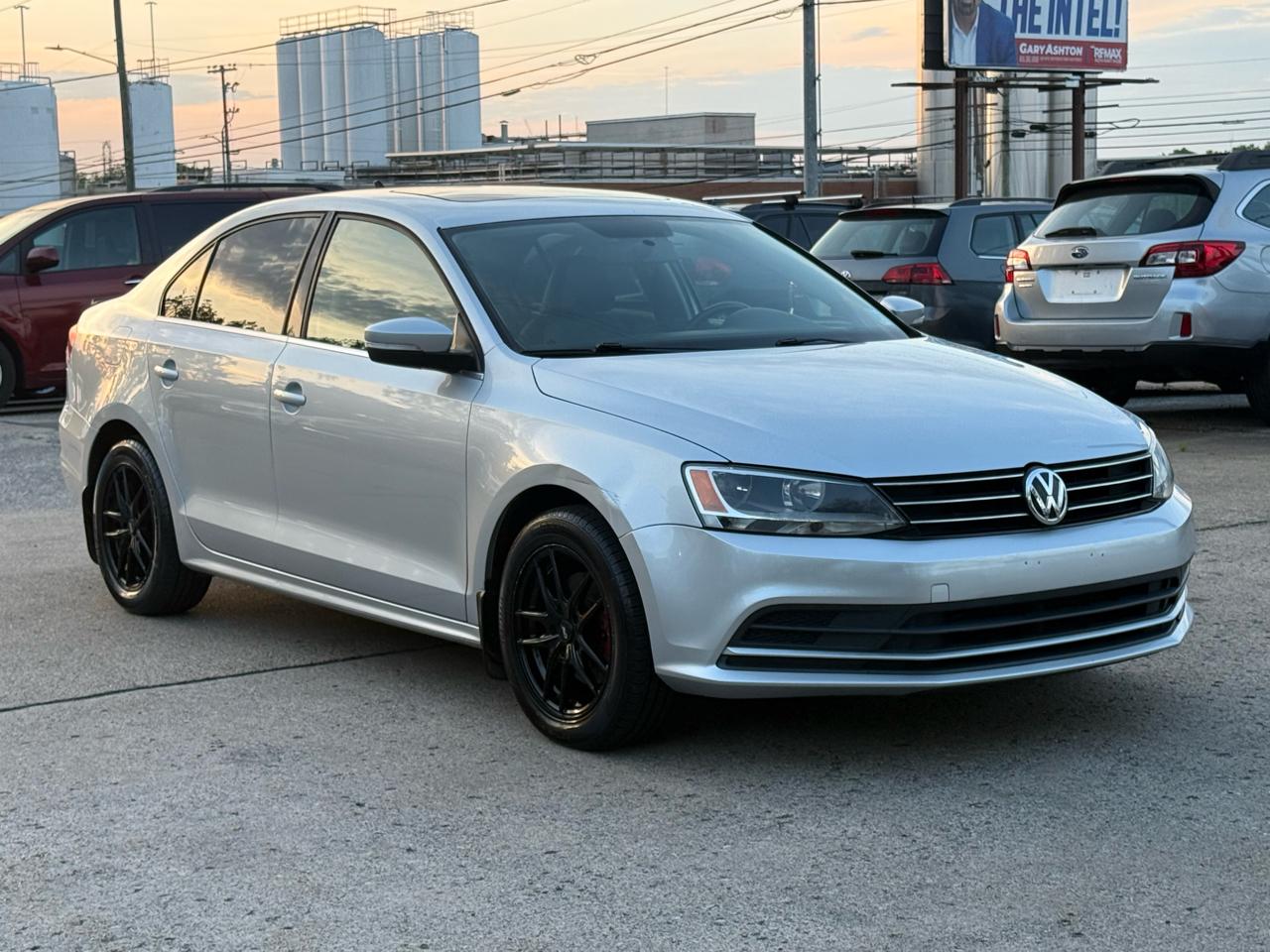 Volkswagen Jetta SE 6A 2015