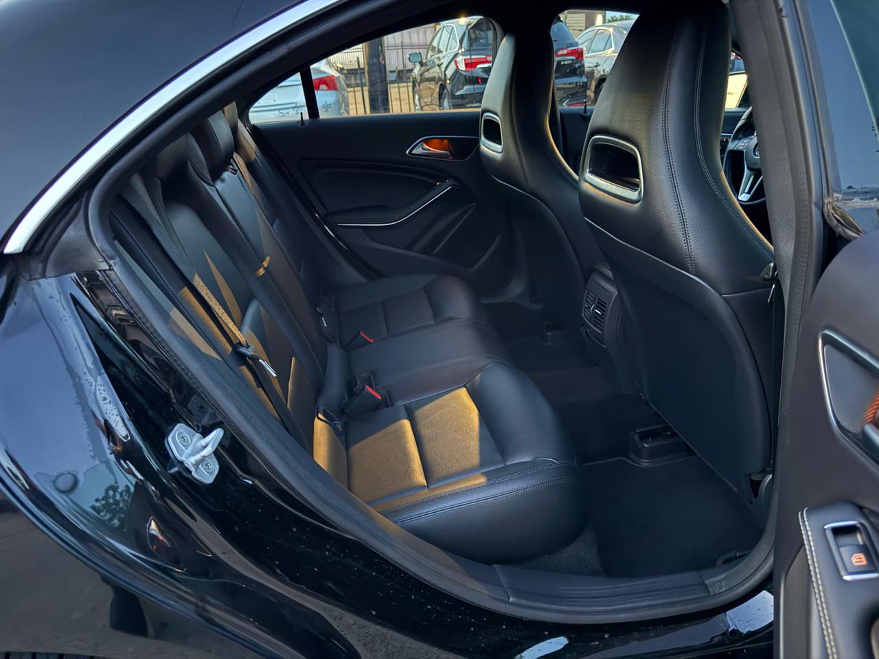 Mercedes-Benz CLA-Class CLA250 4MATIC 2014