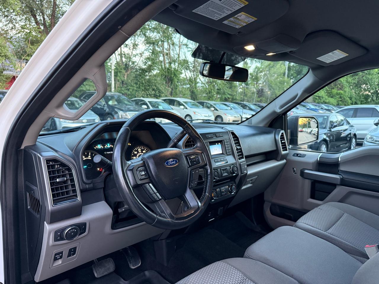 Ford F-150 2WD SuperCab 145" XL 2018