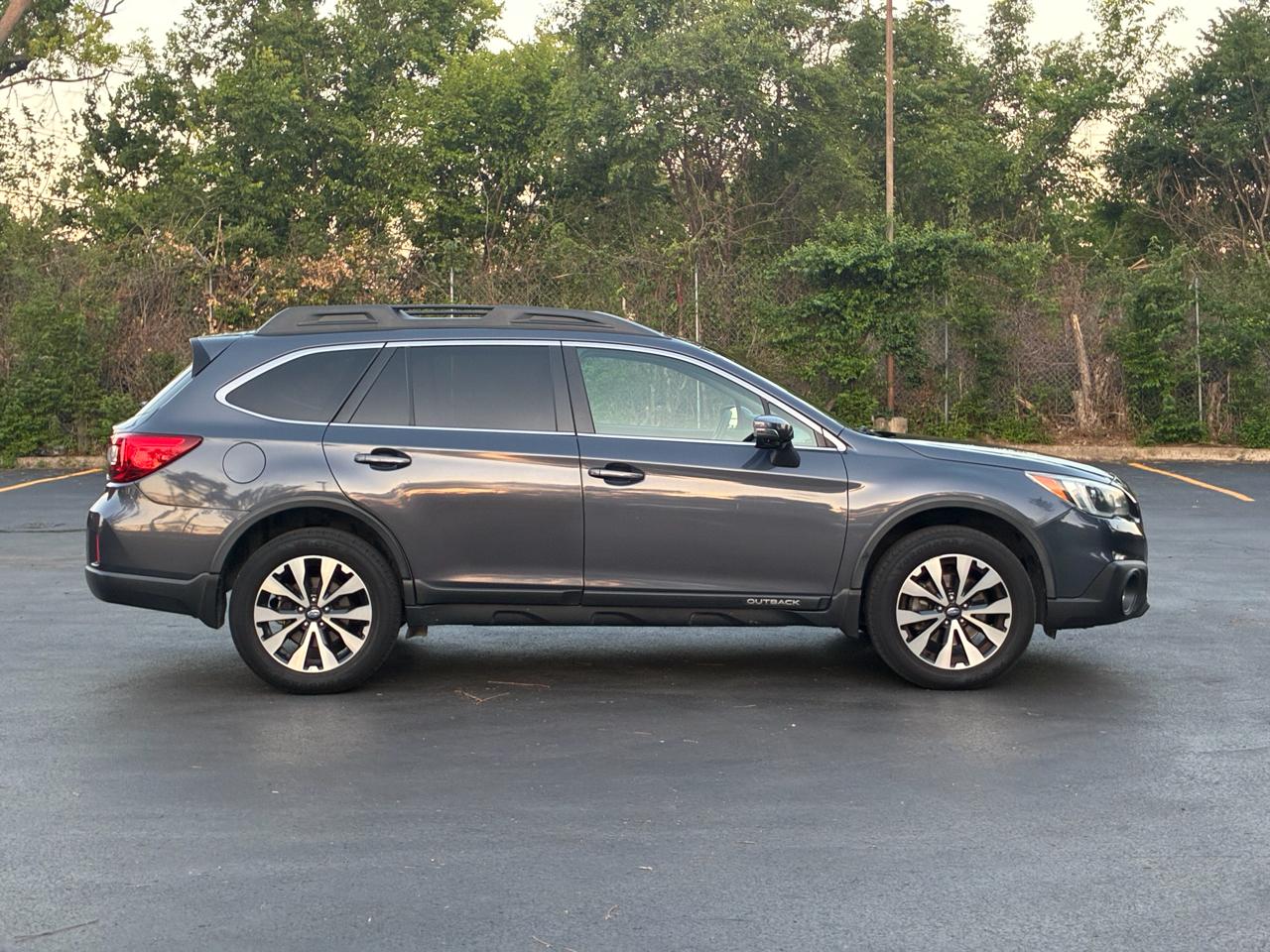 Subaru Outback 2.5i Limited 2015