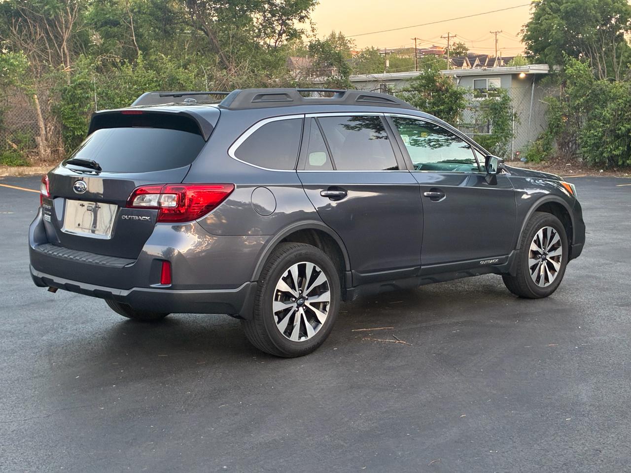 Subaru Outback 2.5i Limited 2015