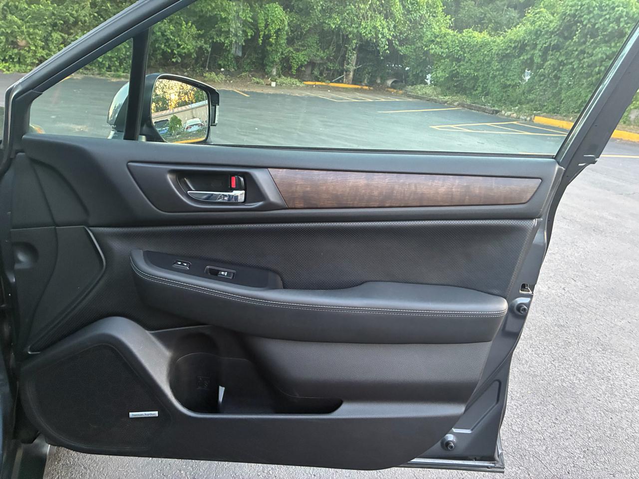 Subaru Outback 2.5i Limited 2015