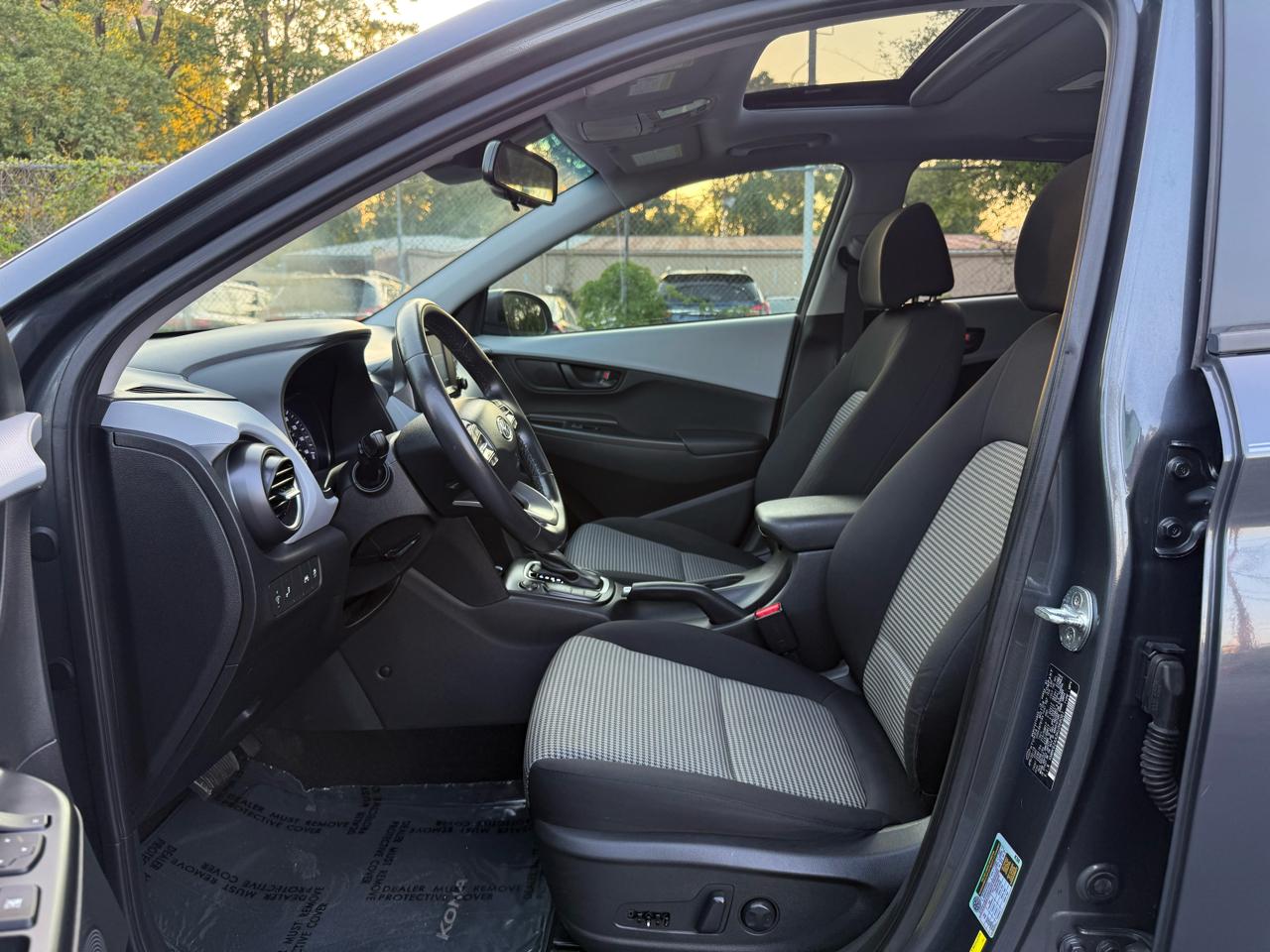 Hyundai Kona SEL w/Contrast Roof 2019