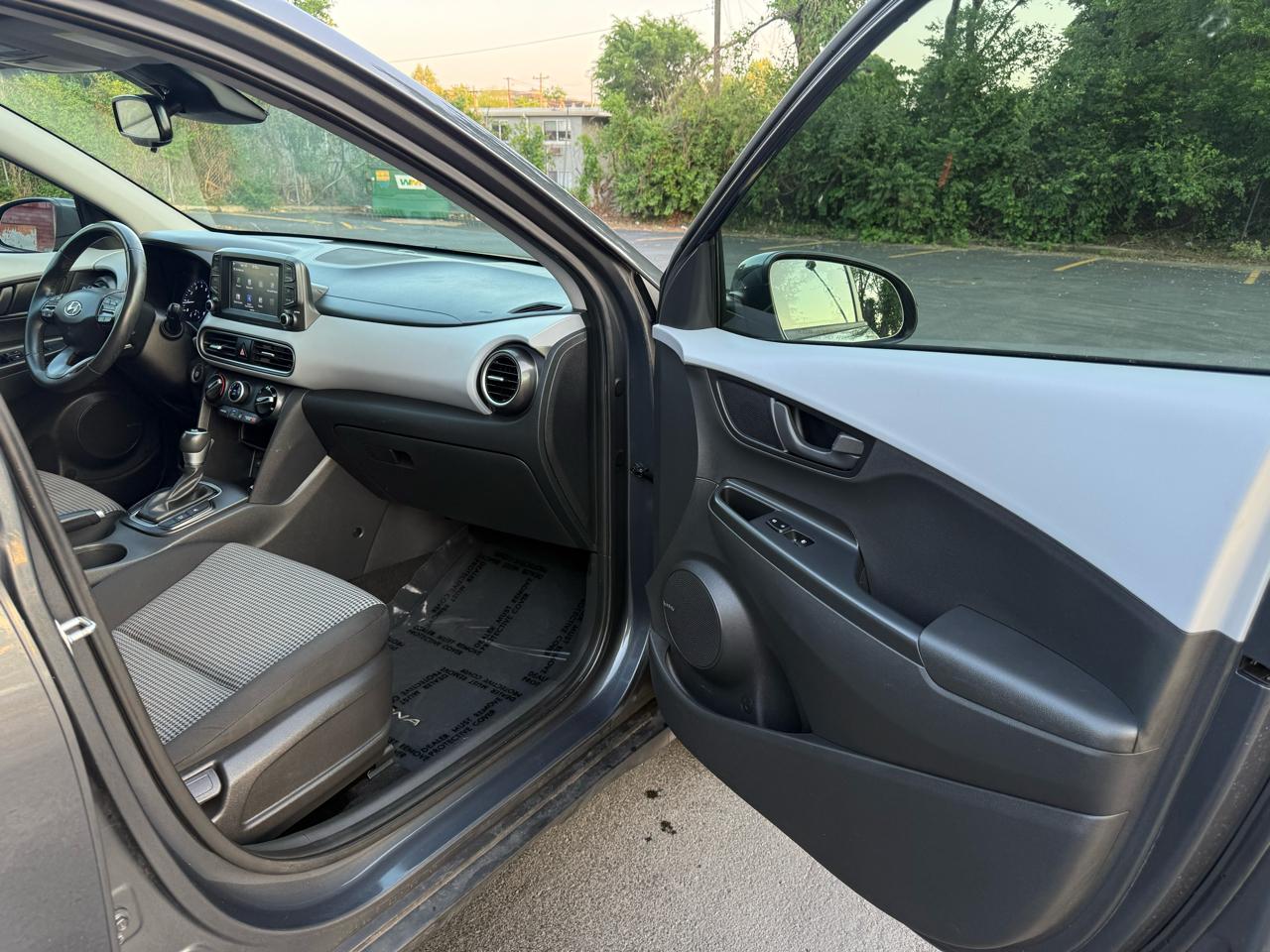 Hyundai Kona SEL w/Contrast Roof 2019