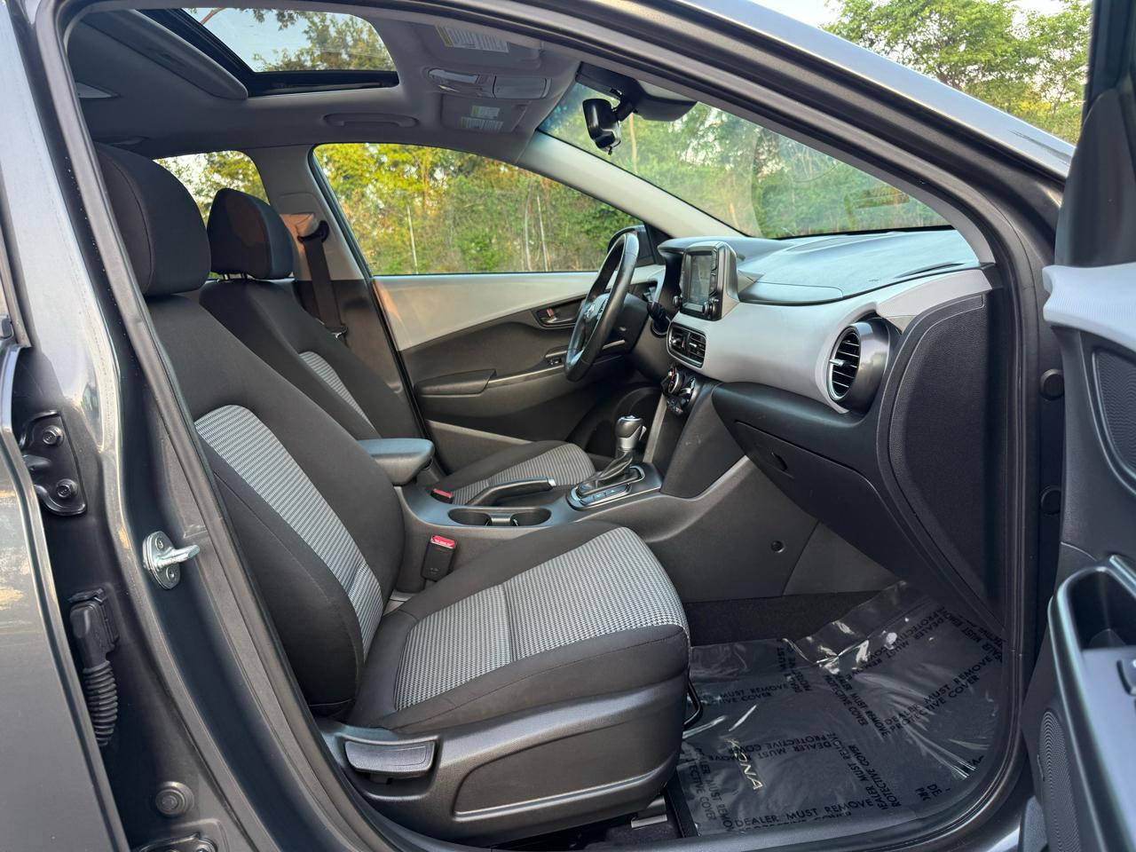 Hyundai Kona SEL w/Contrast Roof 2019