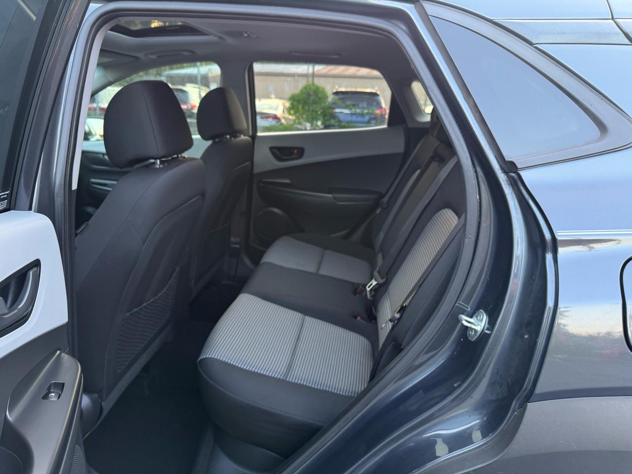 Hyundai Kona SEL w/Contrast Roof 2019