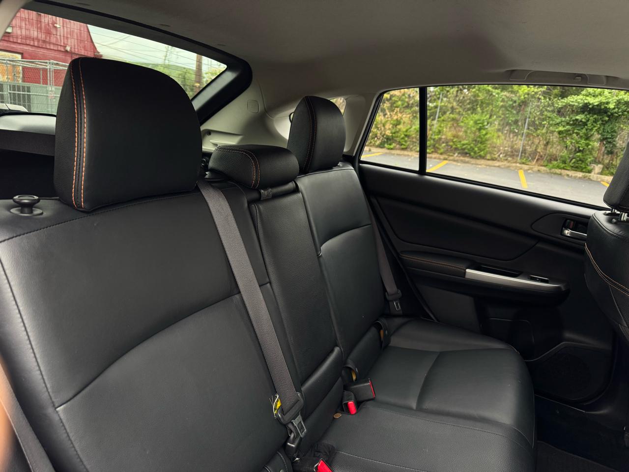 Subaru Crosstrek 2.0i Limited PZEV CVT 2016