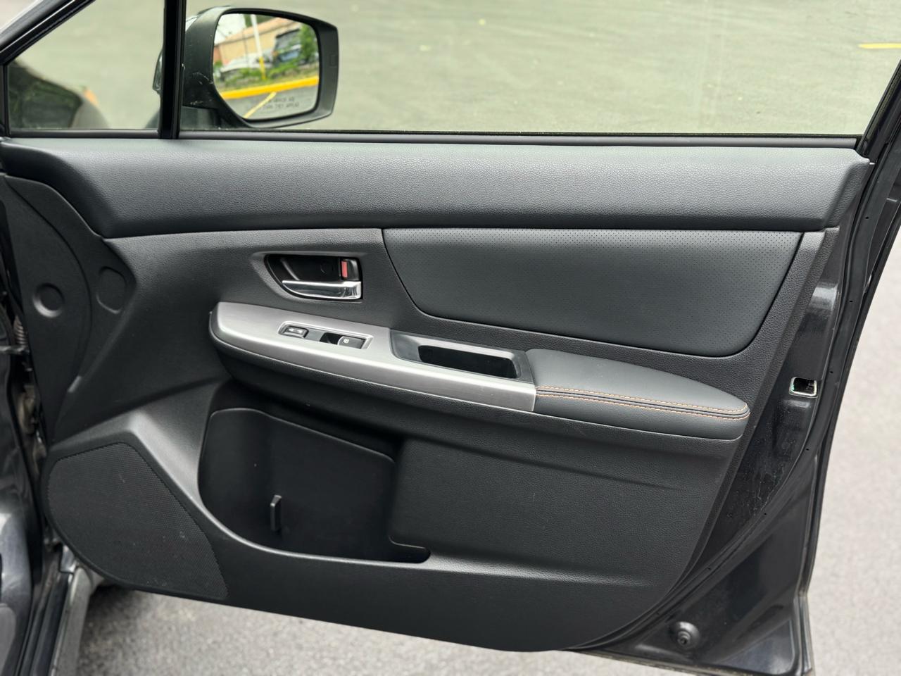 Subaru Crosstrek 2.0i Limited PZEV CVT 2016