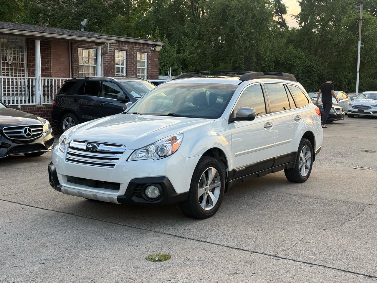 Subaru Outback 2.5i Limited 2013