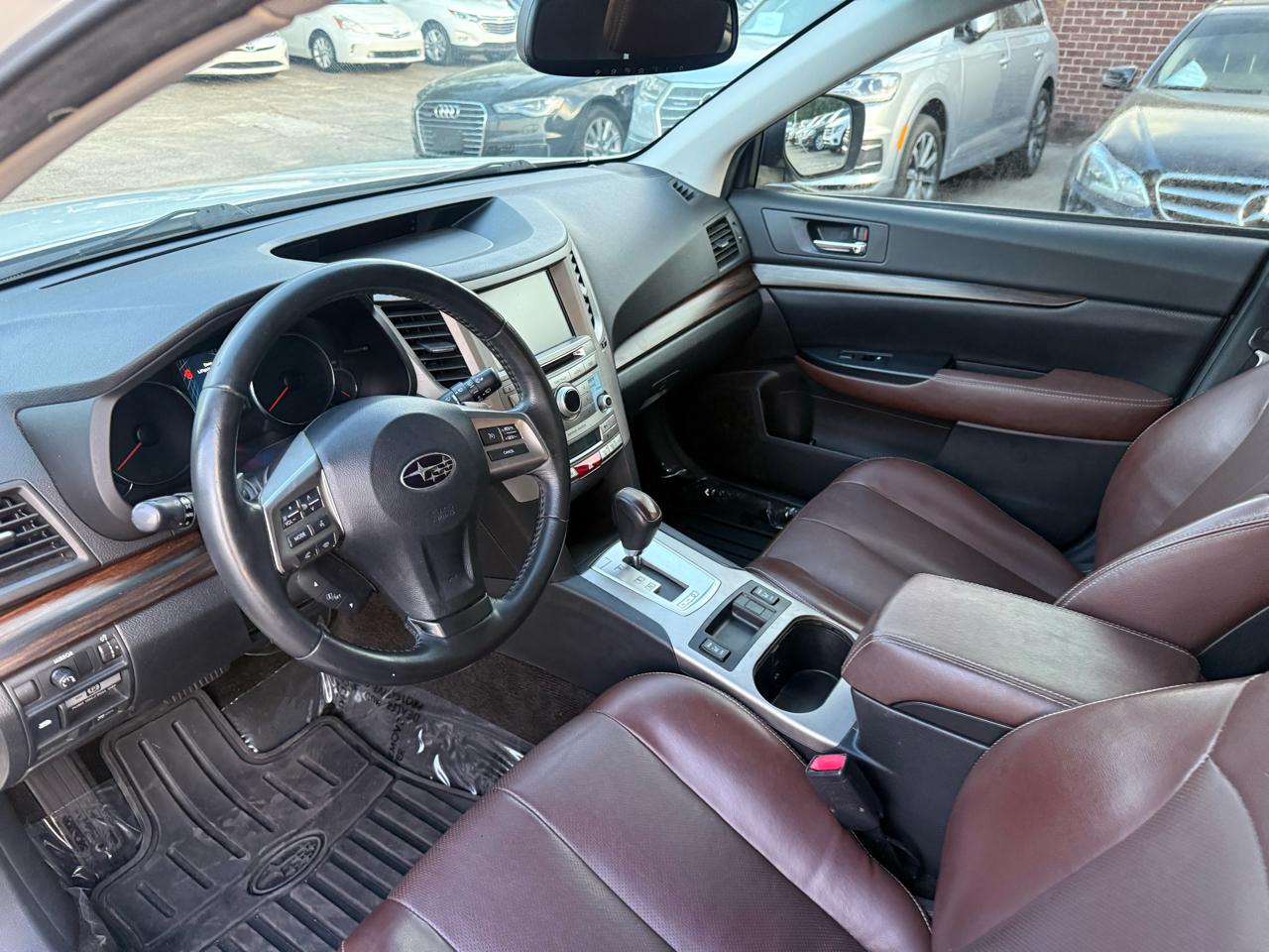 Subaru Outback 2.5i Limited 2013