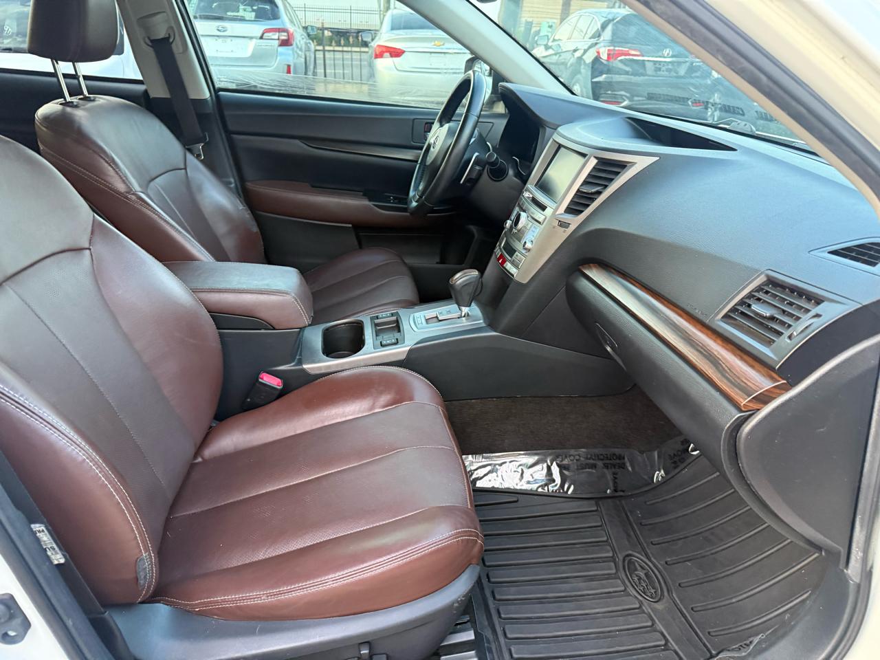 Subaru Outback 2.5i Limited 2013