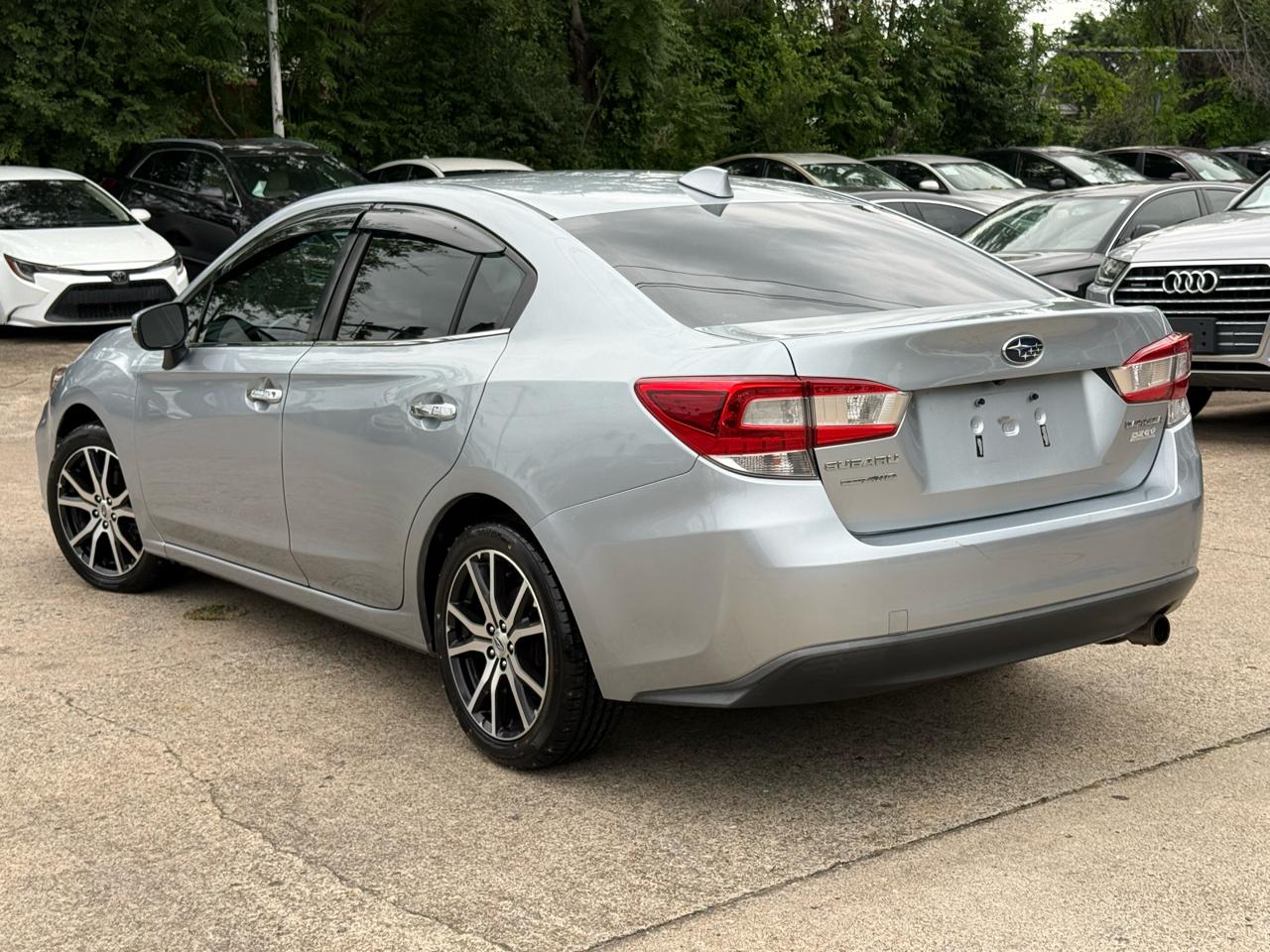 Subaru Impreza 2.0i Limited CVT 4-Door 2017