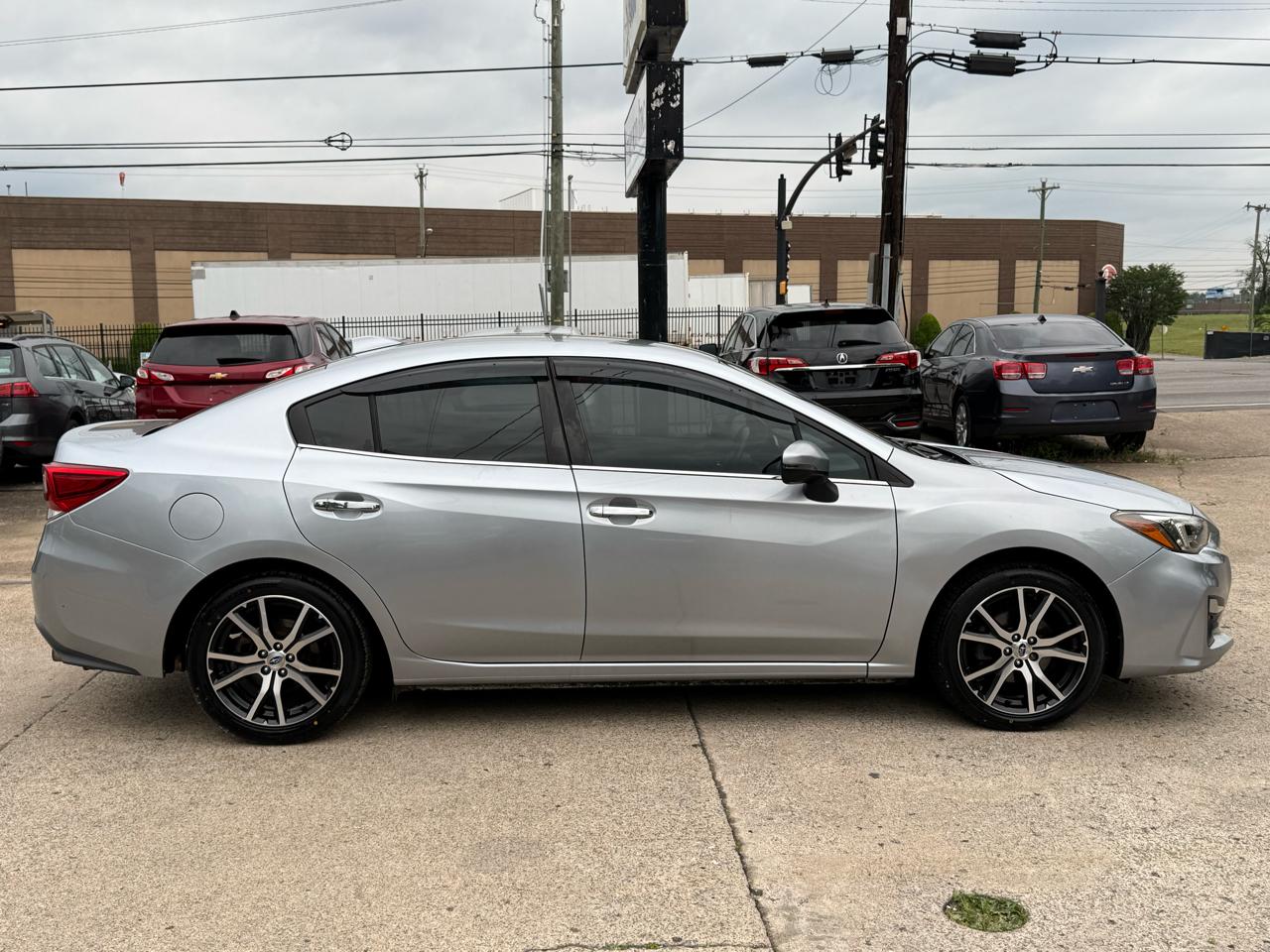 Subaru Impreza 2.0i Limited CVT 4-Door 2017