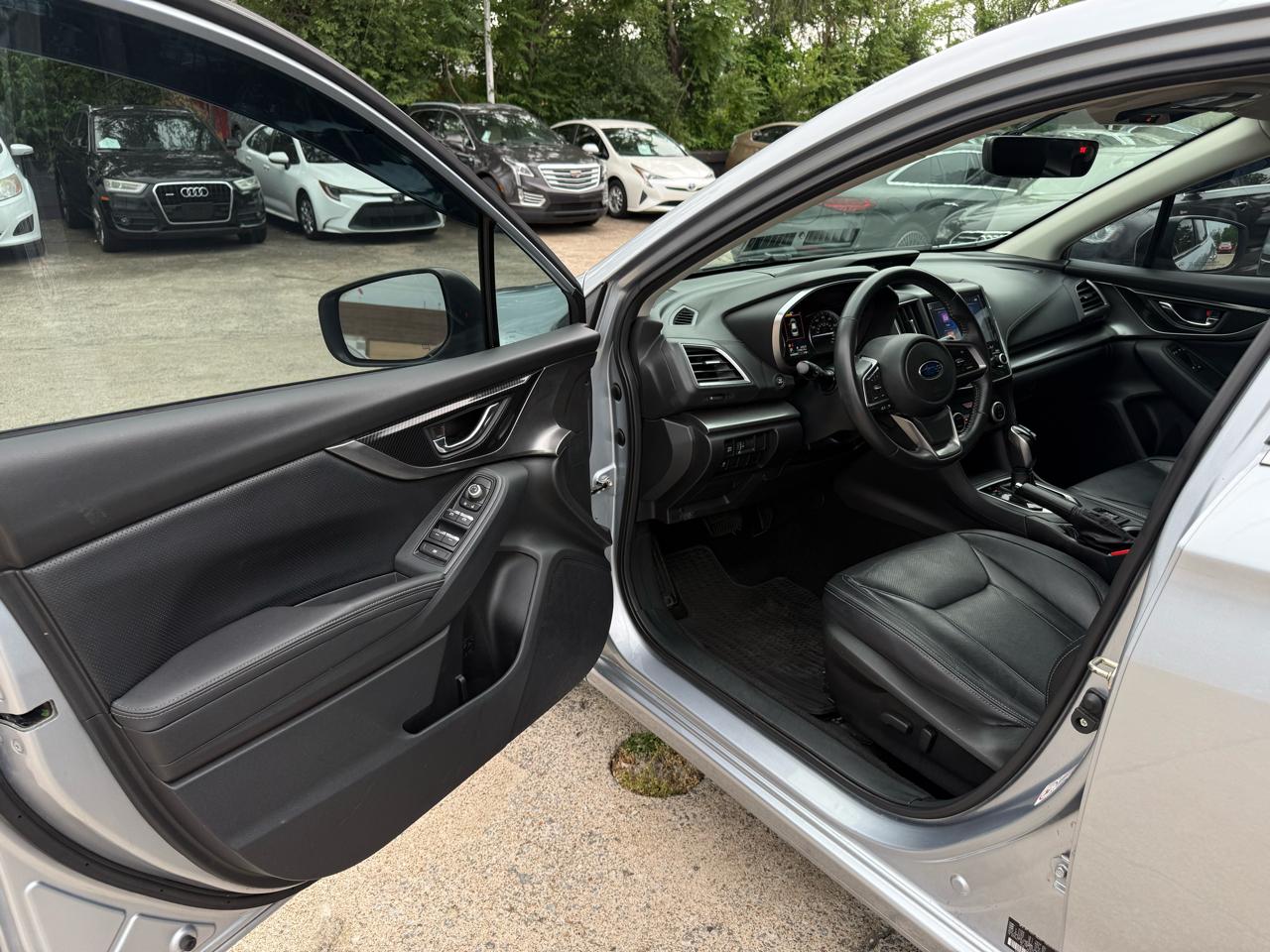 Subaru Impreza 2.0i Limited CVT 4-Door 2017