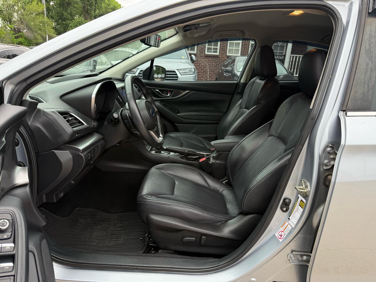 Subaru Impreza 2.0i Limited CVT 4-Door 2017