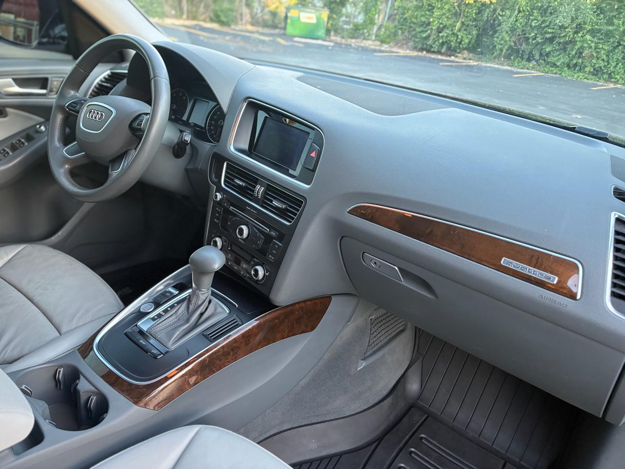Audi Q5 2.0T Premium Plus quattro 2015