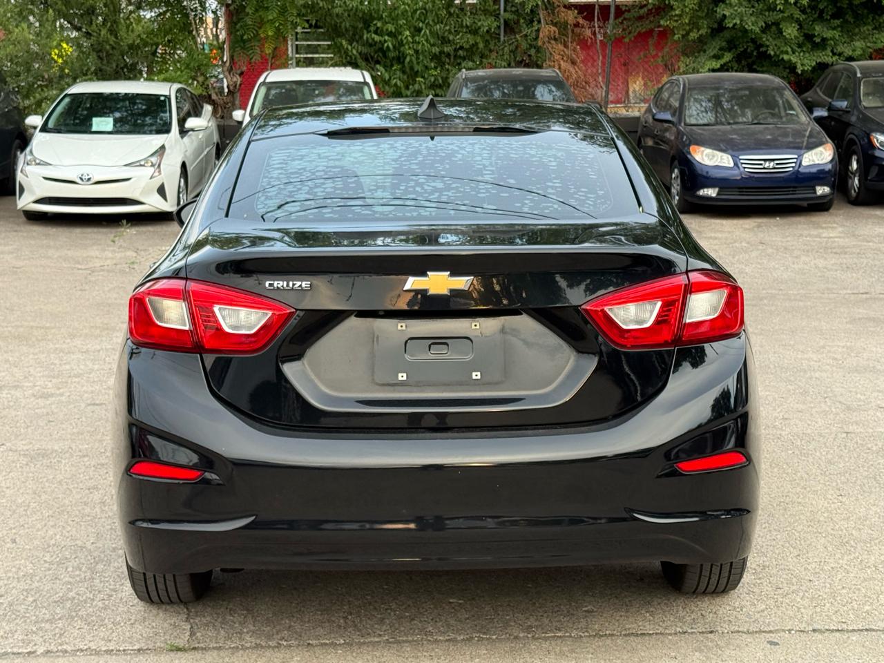 Chevrolet Cruze LS Auto 2018
