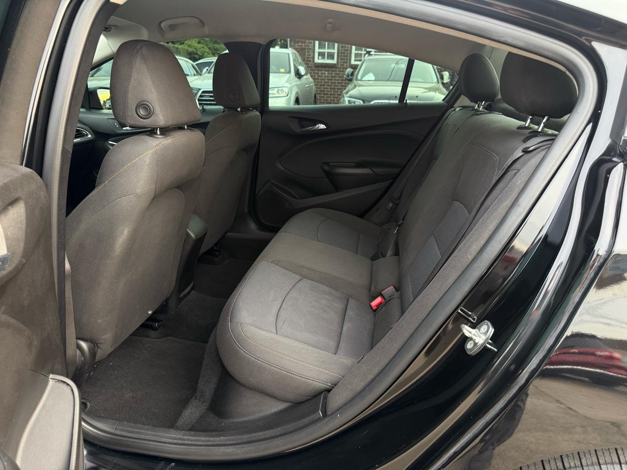 Chevrolet Cruze LS Auto 2018
