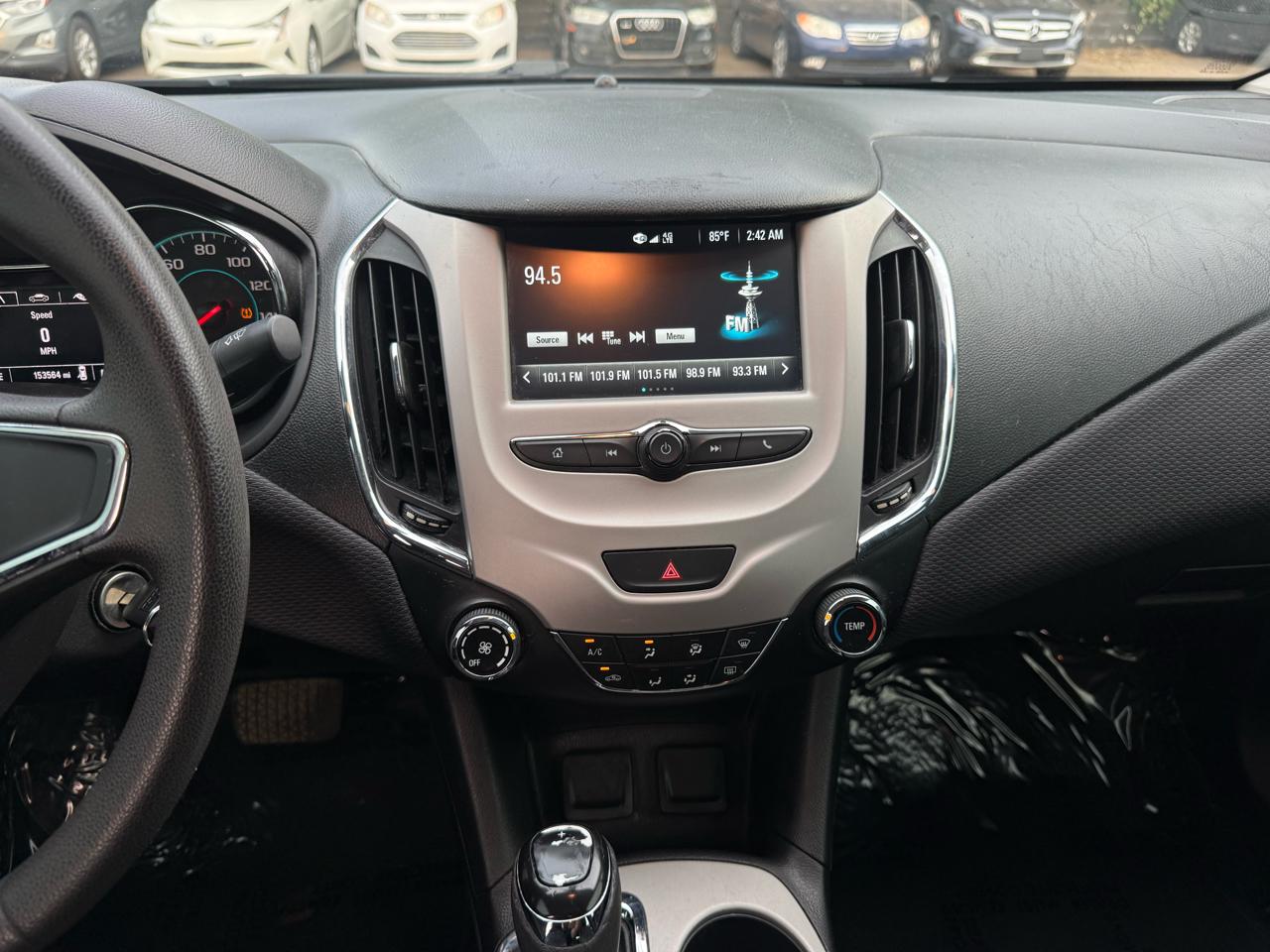 Chevrolet Cruze LS Auto 2018