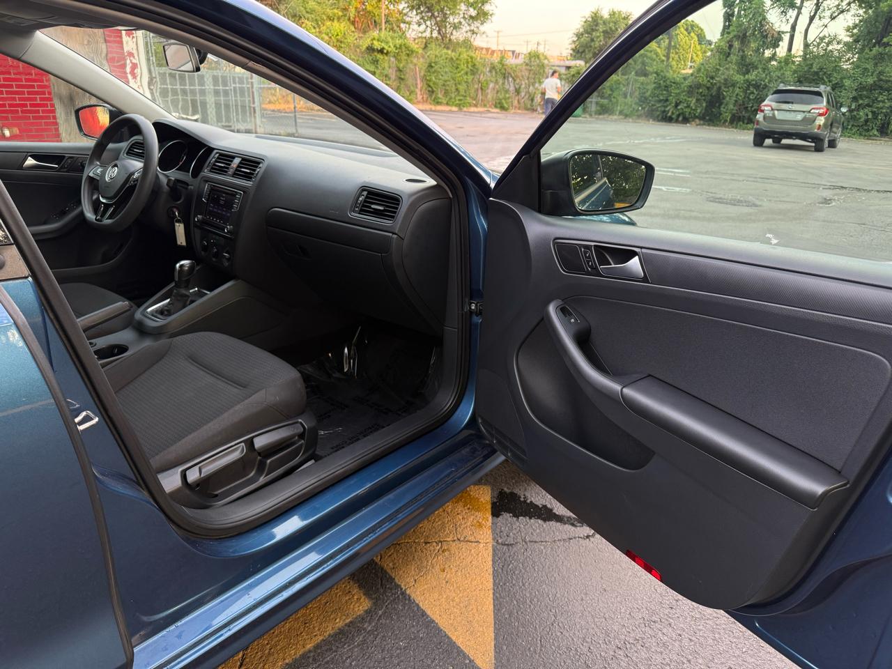 Volkswagen Jetta 1.4T S w/Technology 6A 2016