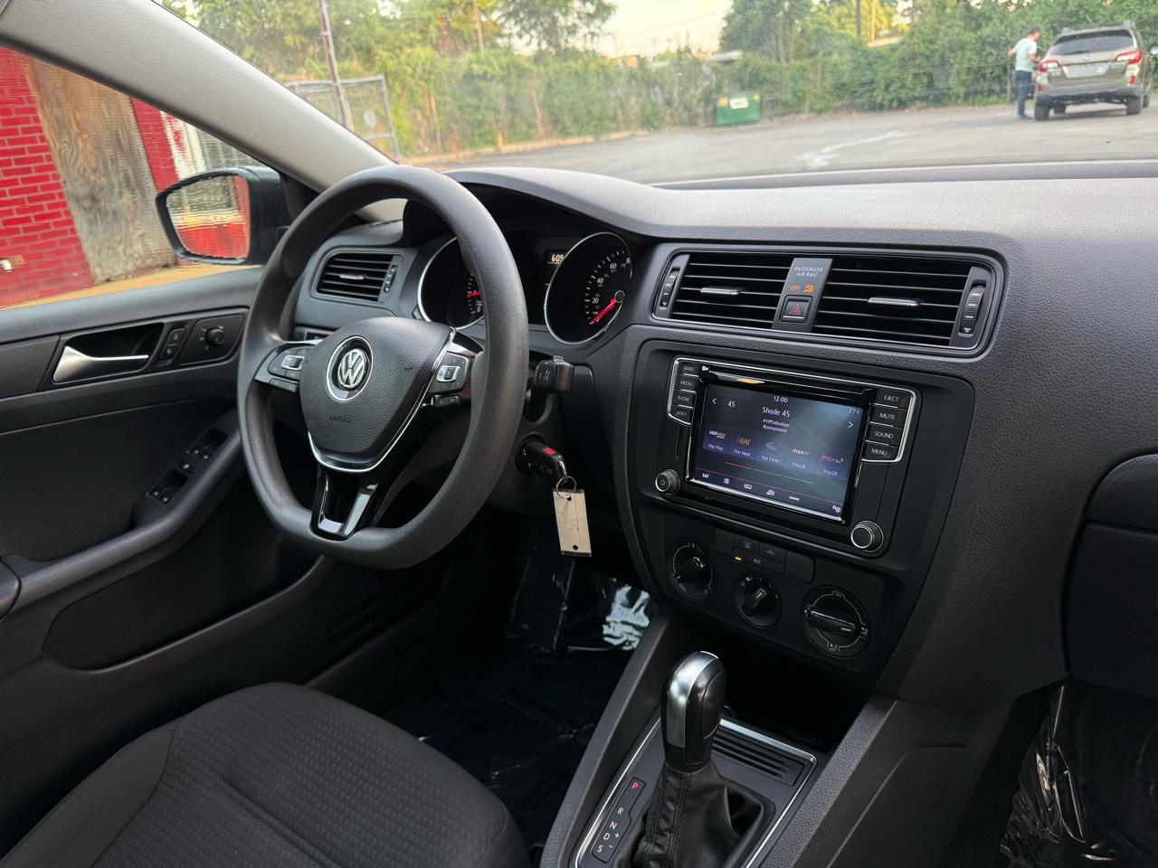 Volkswagen Jetta 1.4T S w/Technology 6A 2016