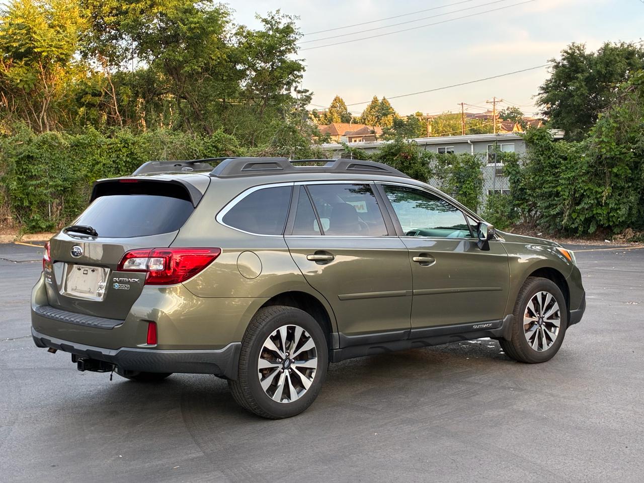 Subaru Outback 2.5i Limited 2015