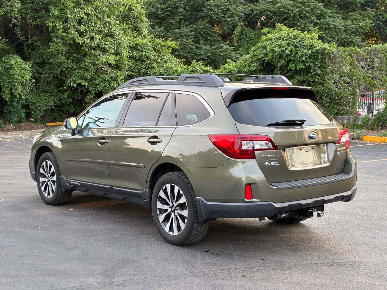 Subaru Outback 2.5i Limited 2015