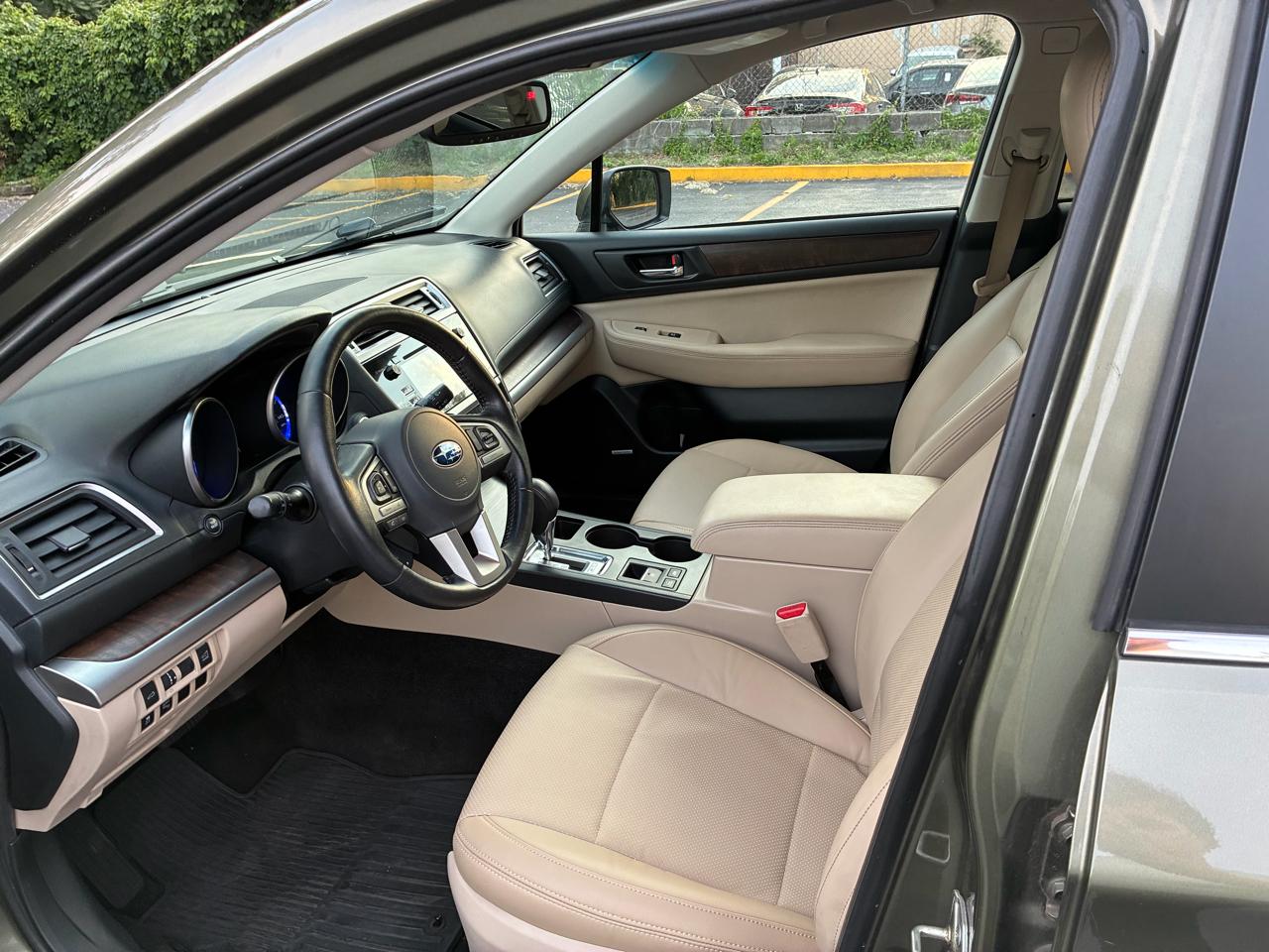 Subaru Outback 2.5i Limited 2015