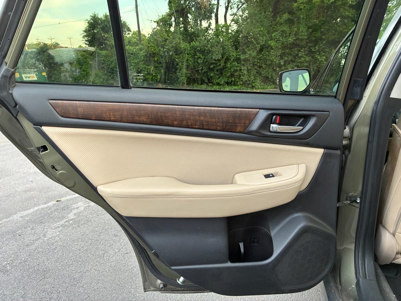 Subaru Outback 2.5i Limited 2015