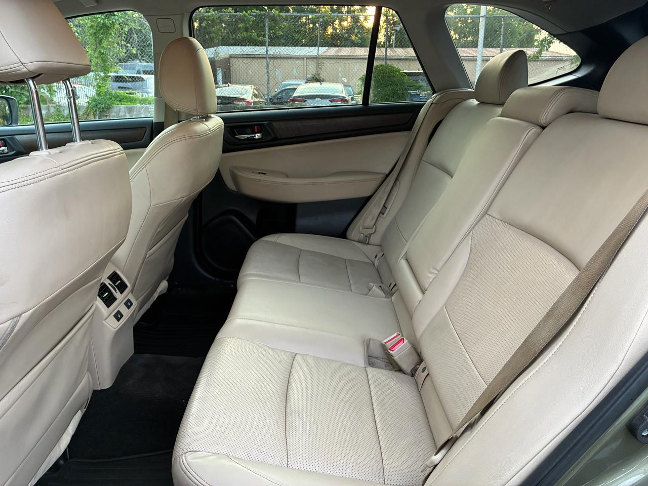 Subaru Outback 2.5i Limited 2015